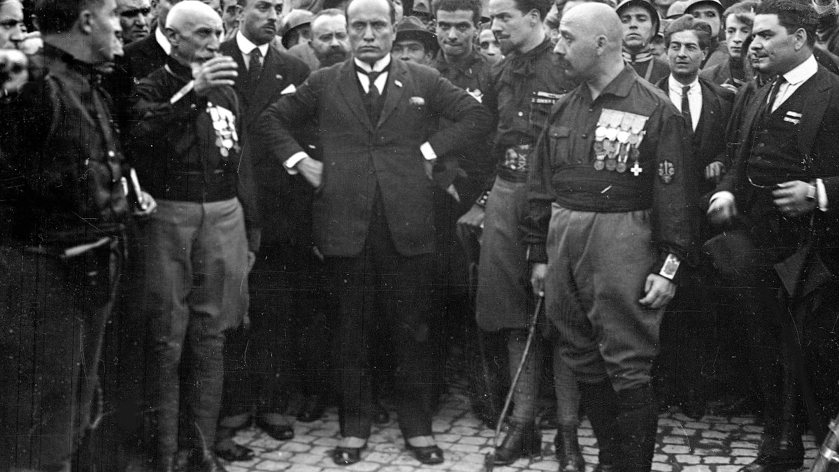 Муссолини среди сторонников в Риме 28 октября 1922 г.