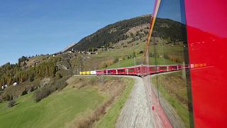 قطار السكك الحديدية "ريتيان" - سويسرا. 2022/10/27