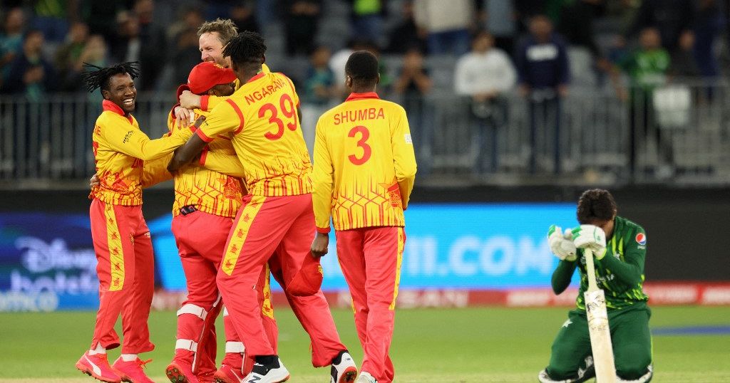 cricket-zimbabwe-beats-pakistan-in-latest-upset-at-icc-men-s-t20-world-cup-or-africanews