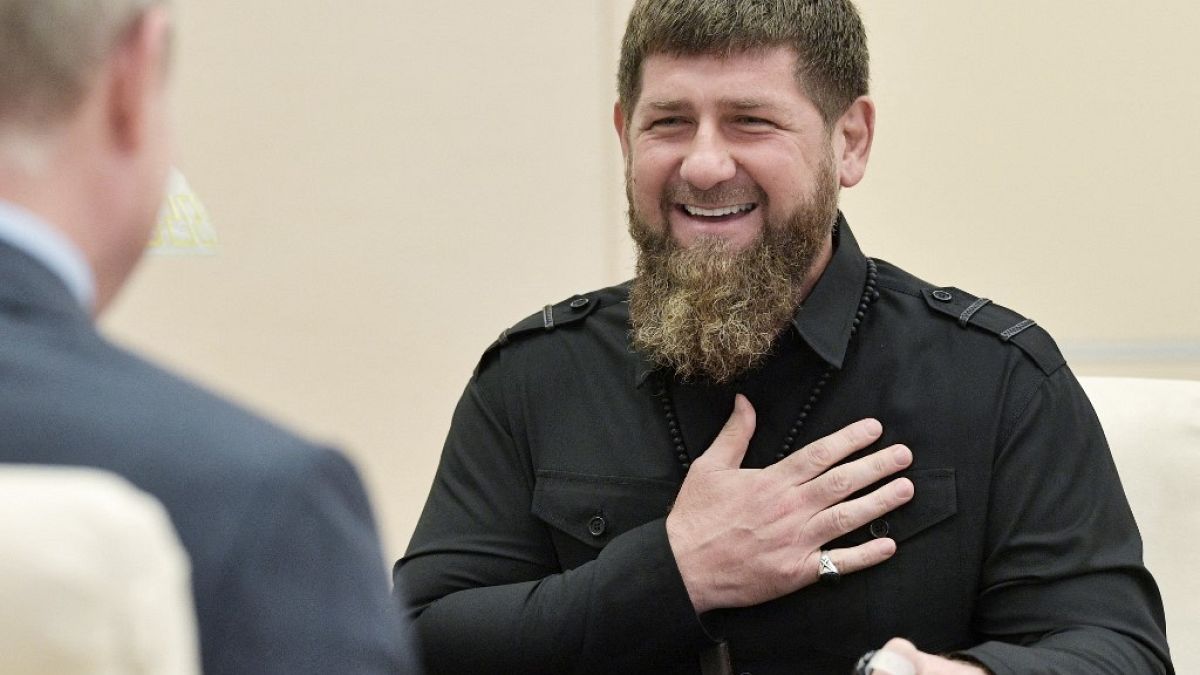 Çeçen lider Ramazan Kadirov Ukrayna'da birliklerinin büyük kayıplar verdiğini kabul etti