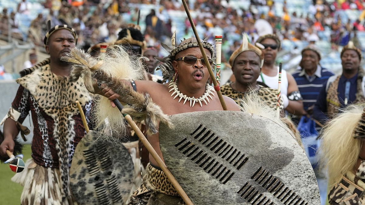 Новый король зулусов принёс присягу, Дурбан, 29 октября 2022 г. 