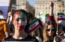 Манифестантки в защиту прав иранских женищн в Риме, 29 октября 2022 г.