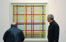 Ressam Piet Mondrian’ın bir tablosunun 75 yıldır ters vaziyette asıldığı ortaya çıktı