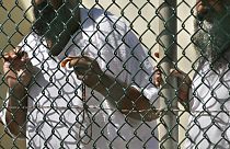 Κρατούμενοι στη φυλακή υψίστης ασφαλείας στην αμερικανική βάση του Γκουαντάναμο στην Κούβα