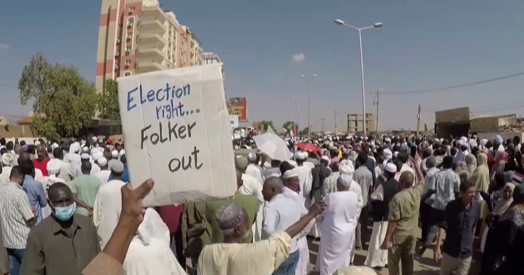 Sudanese Demonstrate Against UN Mediation Efforts | Africanews