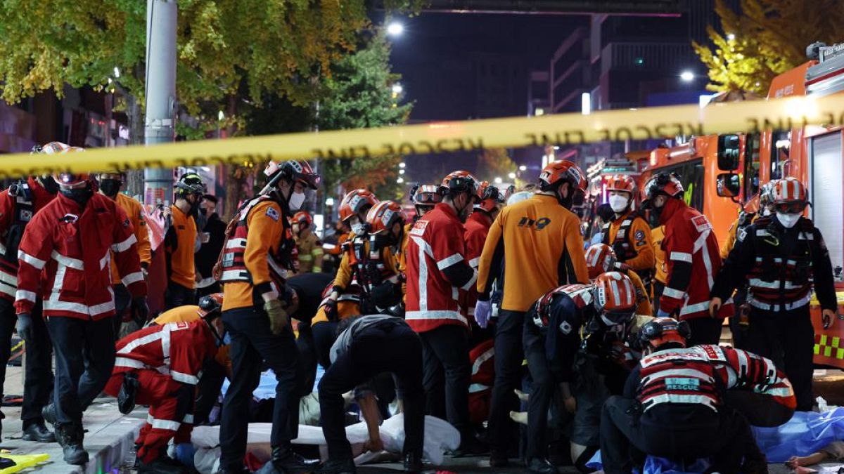 Güney Kore'nin başkenti Seul'de meydana gelen izdihamda çok sayıda kişi öldü ve yaralandı