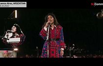 A Coldplay Buenos Aires-i koncertjén egy iráni színésznővel énekelt