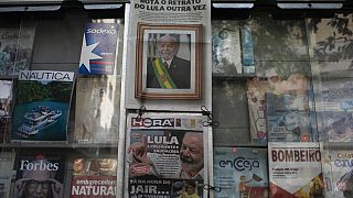 Manchetes de jornais brasileiros no rescaldo das eleições