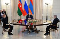 Rusya Devlet Başkanı Vladimir Putin, Azerbaycan Cumhurbaşkanı İlham Aliyev ve Ermenistan Başbakanı Nikol Paşinyan Soçi'de bir araya geldi