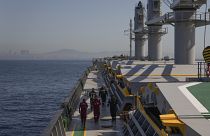 تفتيش سفينة قادمة من أوكرانيا محملة بالحبوب من قبل مسؤولي الأمم المتحدة، اسطنبول، تركيا 1 أكتوبر 2022