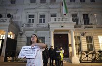 Protest vor der iranischen Botschaft in London