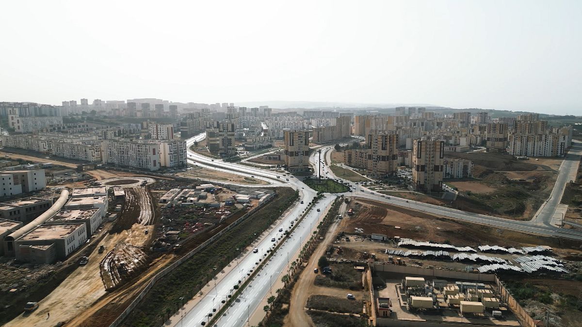 “The new Algeria is now”: massive housing and infrastructure projects
