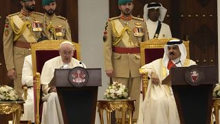 El papa con el rey de Baréin, Hamad bin Isa Al Jalifa