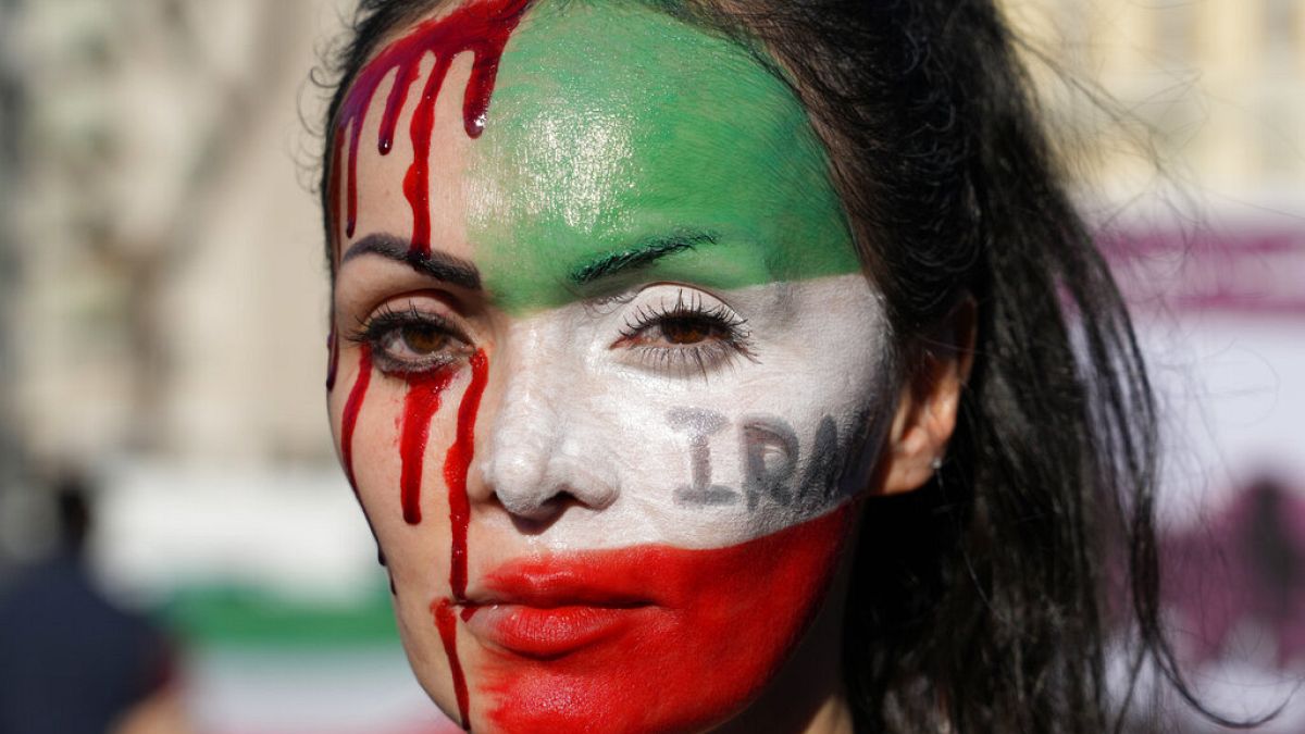 Protestos no Irão aumentaram de intensidade