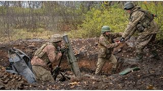 جنود أوكرانيون يقاتلون في منطقة دونيتسك بأوكرانيا يوم الخميس 27 أكتوبر 2022.