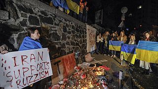 Акция протеста у иранского посольства в Киеве после того, как атаки беспилотников-камикадзе, проданных Тегераном Москве. 17 октября 2022 года