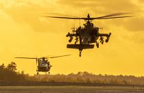 NH90 and Apache da Força Aérea holandesa