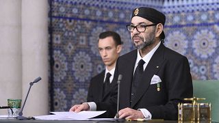 العاهل المغربي محمد السادس خلال خطاب متلفز في الرباط.