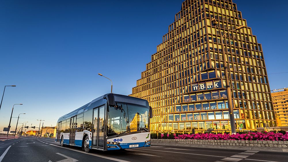European cities call for 2027 deadline to stop CO2 emitting buses