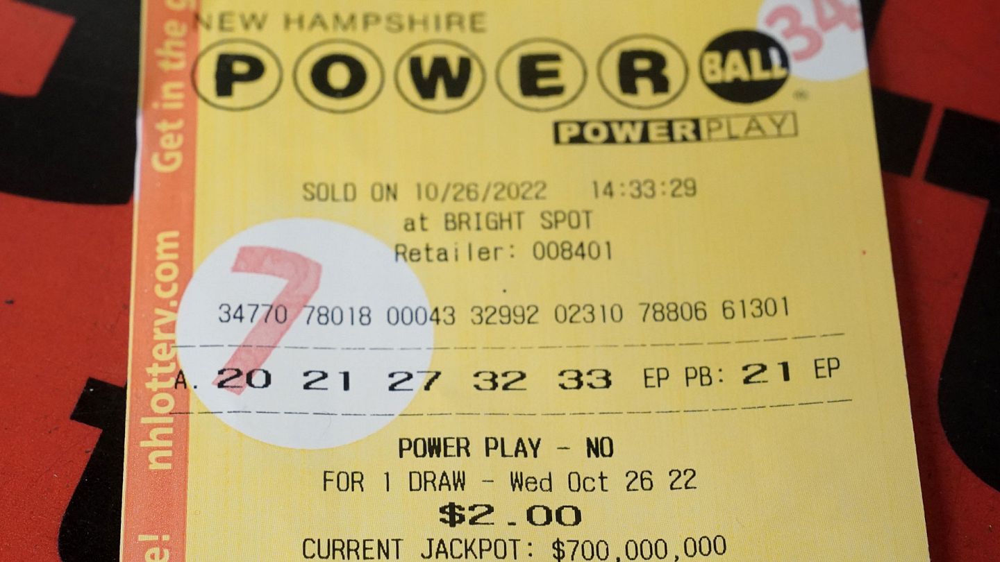 Le jackpot de deux milliards de dollars à la loterie est tombé, un