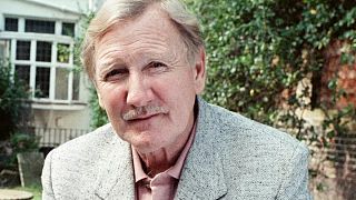 Veteran British actor Leslie Phillips dies aged 98