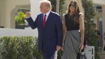 Donald Trump accompagné de Melania Trump, à Palm Beach, Floride aux États-Unis mle 8 novembre 2022.