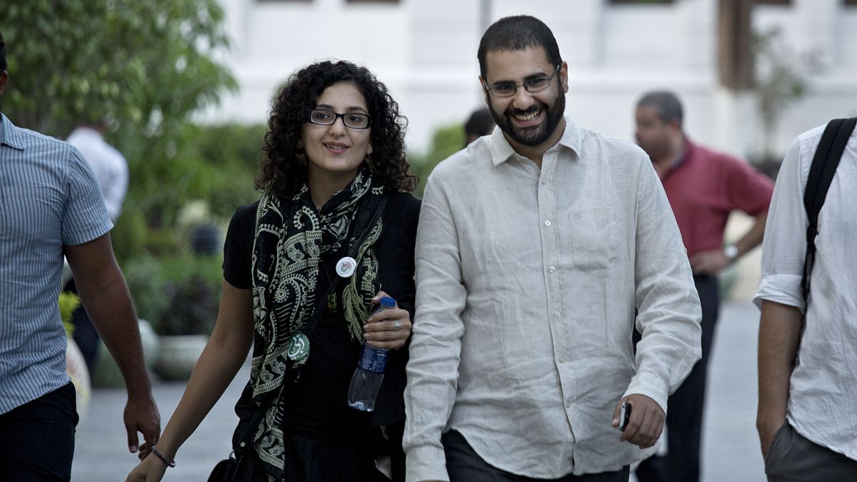 Alaa Abdel-Fattah mit seiner Schwester, Aufnahme aus dem September 2014