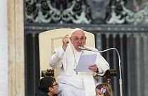 Papa Francis: Paralı askerlerin Ukraynalılara zulmünü kınıyorum