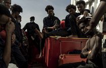 Мигранты на борту Ocean Viking