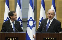 رئيس دولة إسرائيل هرتسوغ ورئيس الوزراء المكلف نتنياهو