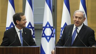 رئيس دولة إسرائيل هرتسوغ ورئيس الوزراء المكلف نتنياهو