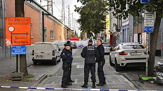 32-летний бельгиец подозревается в нападении на сотрудников полиции.