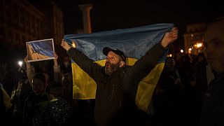 Киевляне отмечают освобождение Херсона, 11 ноября 2022 года.