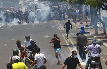 Policiers et manifestants face à face à Santa Cruz, en Bolivie (11/11/2022)