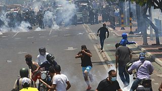 Policiers et manifestants face à face à Santa Cruz, en Bolivie (11/11/2022)