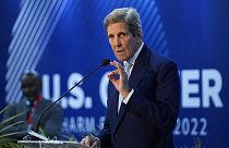 Спецпосланник президента США по вопроса климата Джон Керри выступает на климатическом саммите ООН СОР27