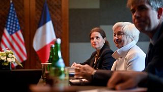 خلال اجتماع بين يلين ولومير على هامش قمة مجموعة العشرين في بالي 