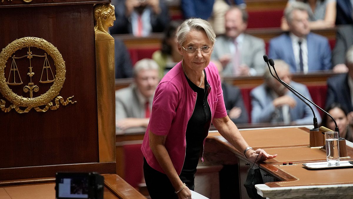رئيسة الوزراء الفرنسية إليزابيت بورن في الجمعية الوطنية في باريس. 2022/07/06