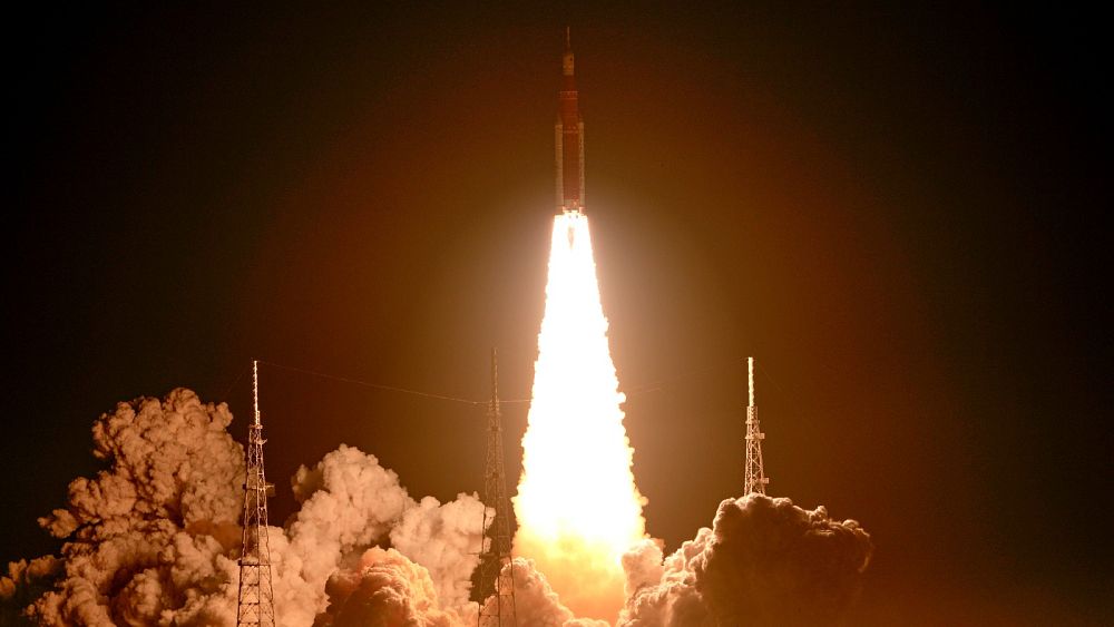 Rakieta Artemis 1 NASA rozpoczyna długo oczekiwaną podróż na Księżyc