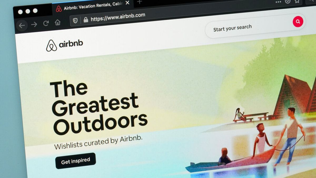 Airbnb, yaşam maliyetleri yükselen insanların ek gelir arayışına girdiği şu dönemde kiraya verilen tek oda sayısının yüzde 31 yükseldiğini duyurdu