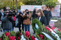 Η Πρόεδρος της Δημοκρατίας Κατερίνα Σακελλαροπούλου καταθέτει στεφάνι στο μνημείο που βρίσκεται στην είσοδο του Πολυτεχνείο