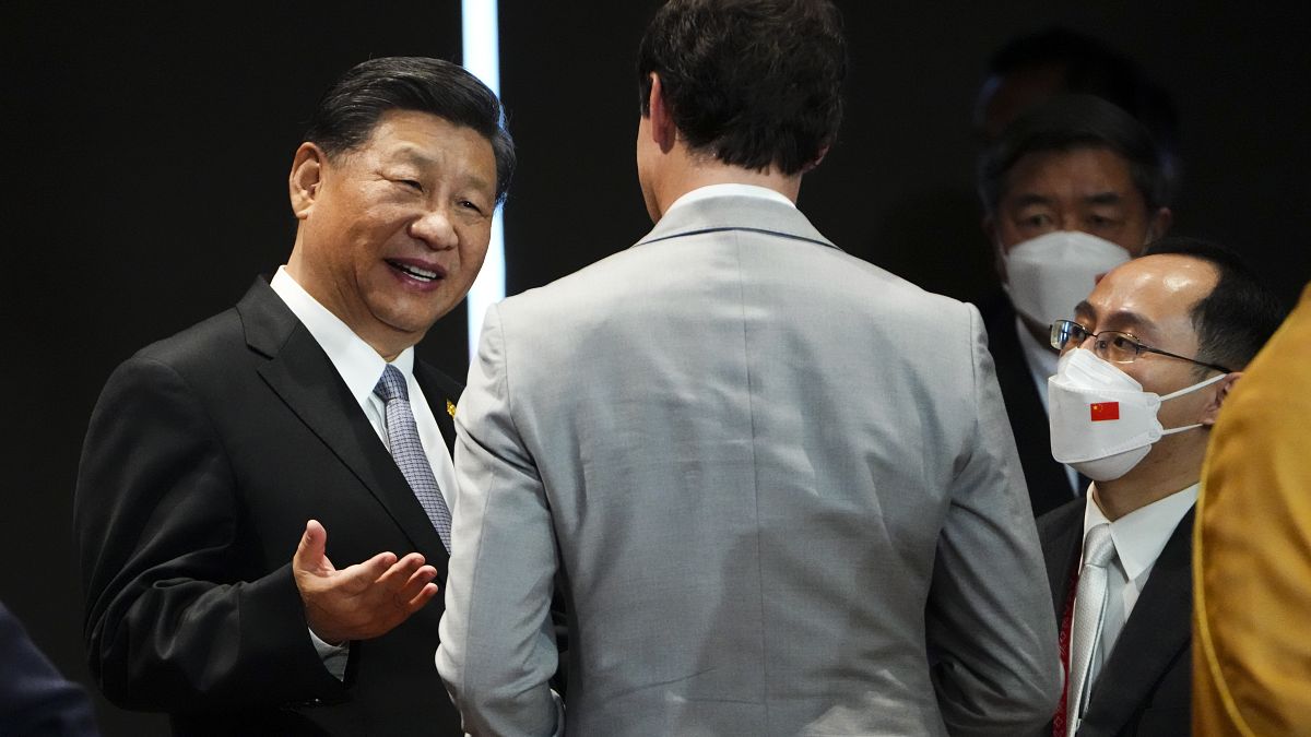 محادثات رئيس الوزراء الكندي جاستن ترودو مع الرئيس الصيني شي جين بينغ خلال قمة قادة مجموعة العشرين في بالي ، إندونيسيا. 2022/11/16