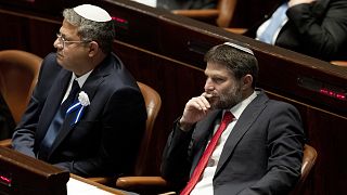 Itamar Ben Gvir (balo.) és Bezalel Szmotrich, a szélsőjobb vezetői