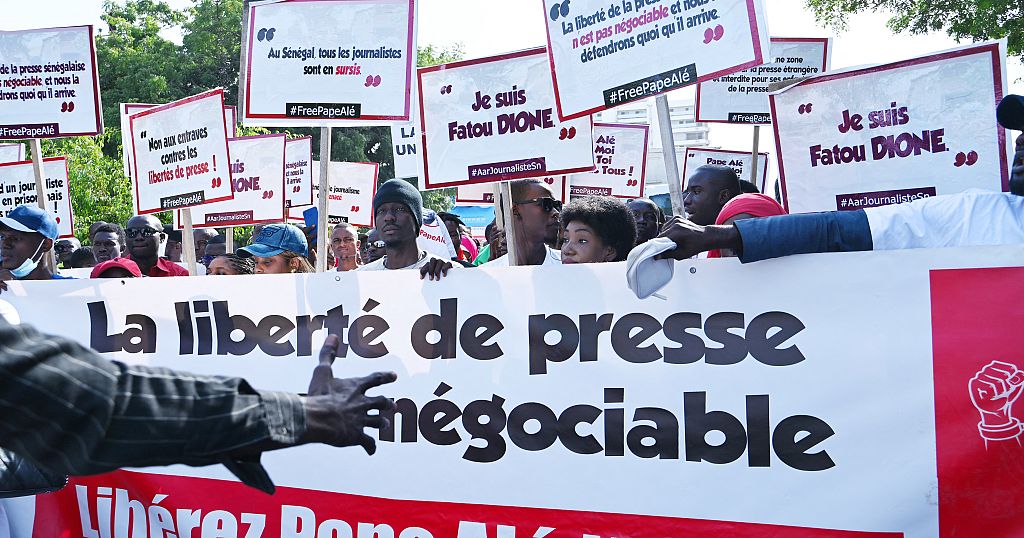 Senegalese journalists demonstrate in support of arrested colleague - Vimarsana News