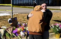 Πυροβολισμοί στο Κολοράντο: Συγγενείς των θυμάτων θρηνούν για τους αγαπημένους τους