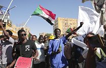 Szudáni tiltakozók november 17-én Kartúmban