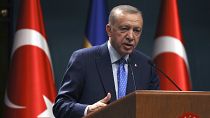 الرئييس التركي أردوغان تحدث عن احتمال إطلاق "عملية برية" في سوريا