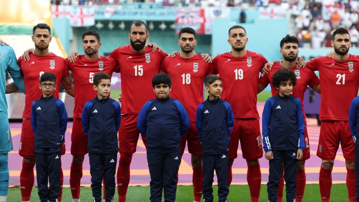Joueurs iraniens durant l'hymne national joué au Mondial 2022 - Doha, le 21/11/2022