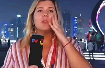 Katar'da TN televizyonu muhabiri Metzger canlı yayında soyuldu