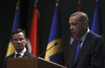 Der türkische Präsident Recep Tayyip Erdoğan und der schwedische Staatsminister Ulf Kristersson im November 2022
